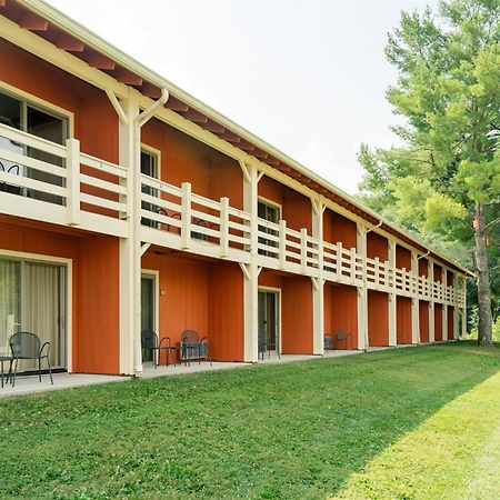 Brown County Inn Nashville Buitenkant foto