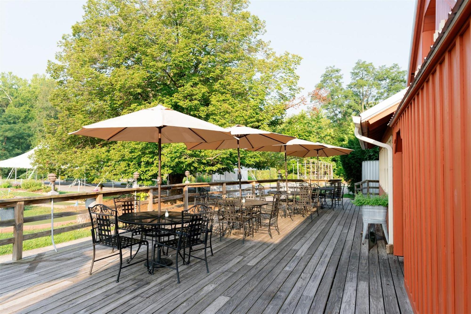 Brown County Inn Nashville Buitenkant foto