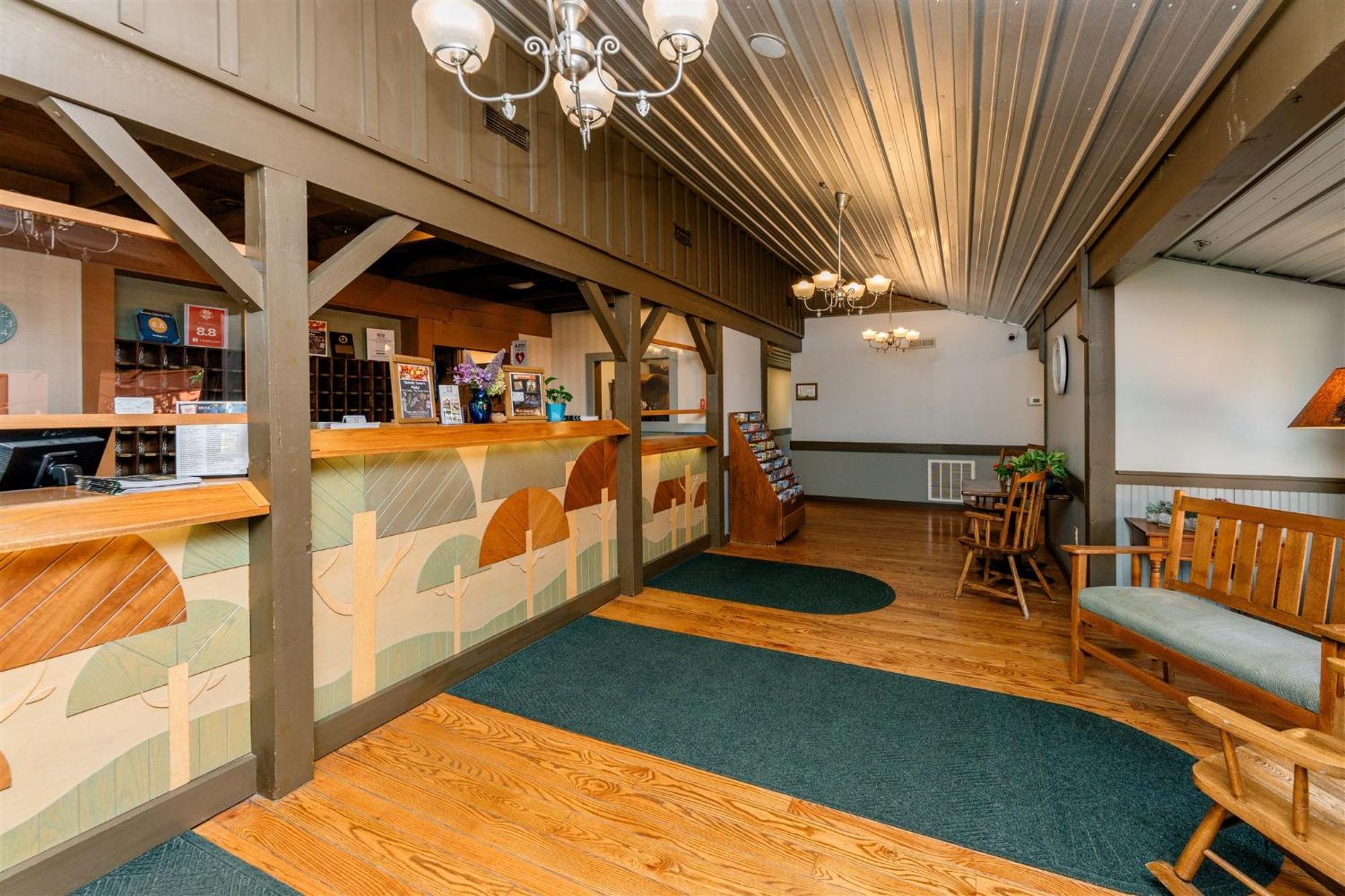 Brown County Inn Nashville Buitenkant foto