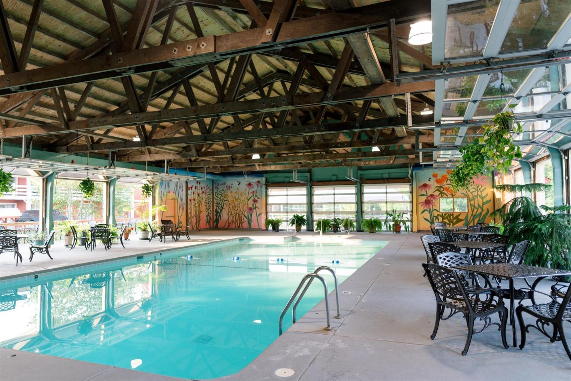 Brown County Inn Nashville Buitenkant foto